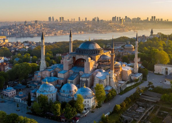 AYASOFYA'NIN YENİDEN İBADETE AÇILIŞININ 6. YILINA ÖZEL PAYLAŞIM